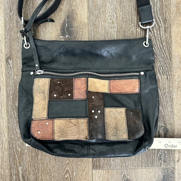 Fossil Shoulder Bag Black Patchwork Leather Boho Y2K 2000 Adjustable Strap Purse - Picture 8 of 12